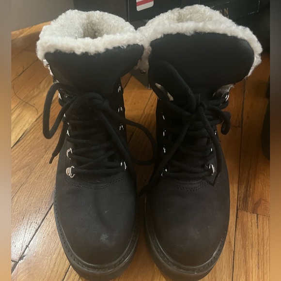 Aldo Winter Boots - Picture 1 of 3
